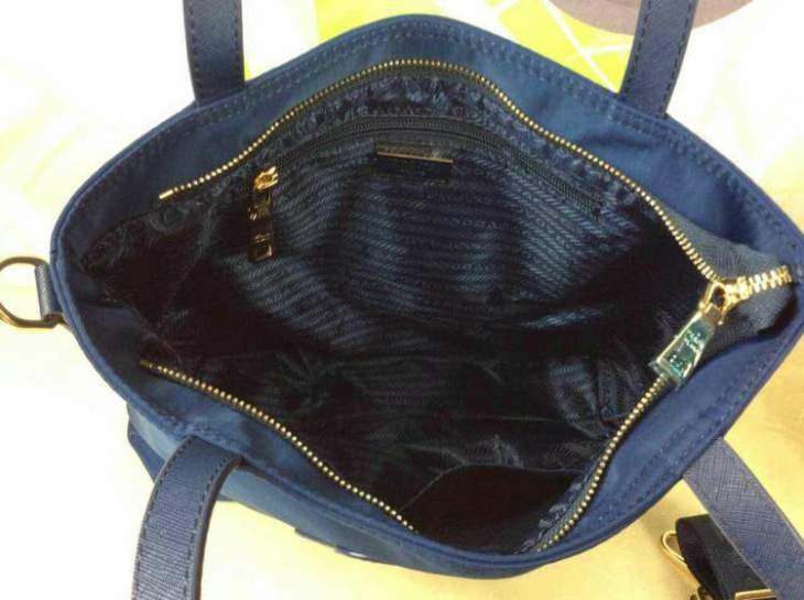 Picture of Prada Handbags _SKUfw167295461fw